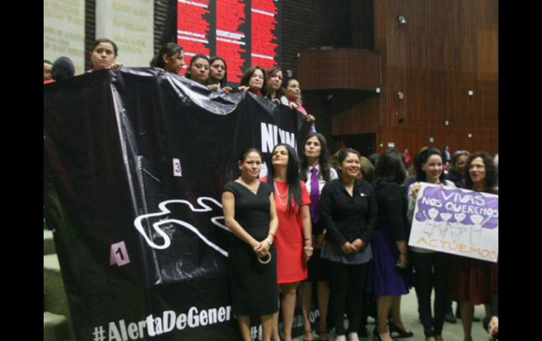 Diputadas del MC, Morena y PRD presentan una iniciativa para modificar la Ley que protege a las mujeres de la violencia. TWITTER / @DS_QROO