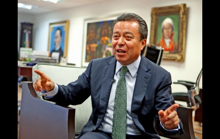 El coordinador parlamentario en San Lázaro apunta que el debate público deberá acompañarse de campañas informativas. SUN / ARCHIVO