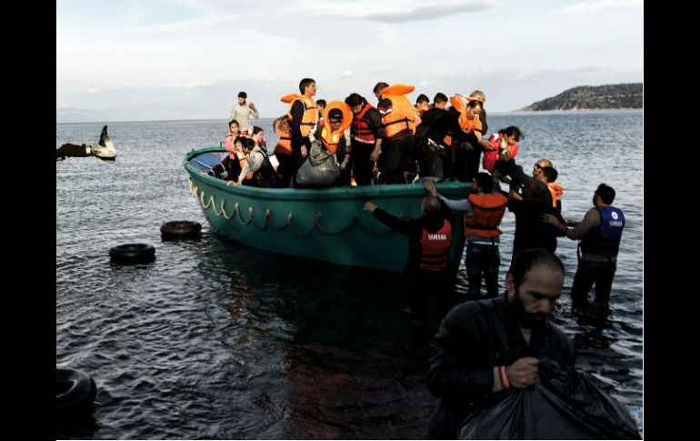 En lo que va de año, 580 mil 125 personas han llegado por mar a Grecia. AFP / A. Messinis