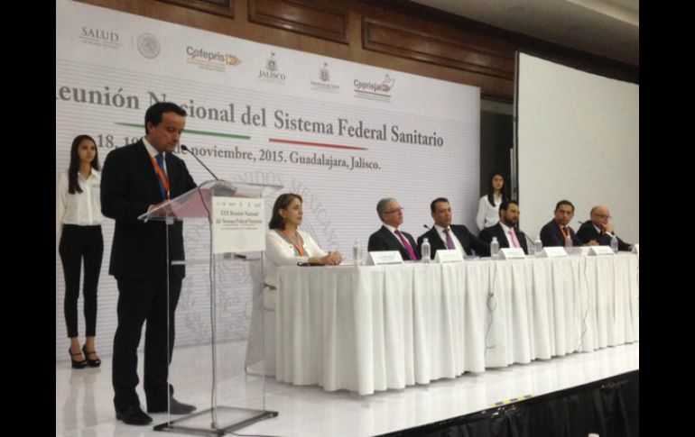Mikel Arriola Peñalosa, titular de Cofepris, en la inauguración de la XXX Reunión Nacional del Sistema Federal Sanitario. TWITTER / @saludjalisco