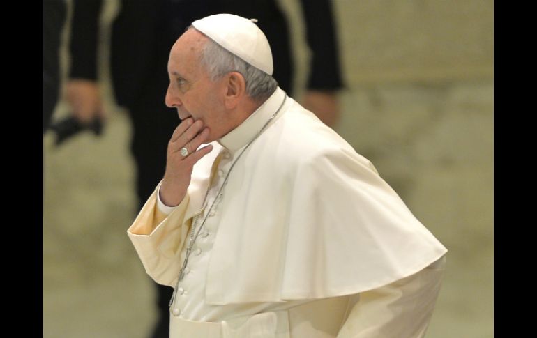 ''Jesús nos dijo que no se puede servir a dos padrones: o Dios o las riquezas, o Dios o el poder'', dice el Papa. AFP /