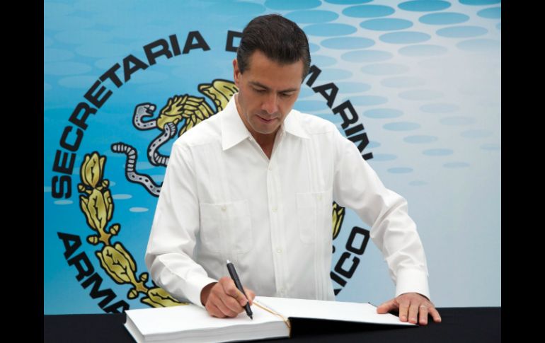 Peña Nieto resalta los beneficios de la ley de transparencia y el sistema anticorrupción. NTX / Presidencia