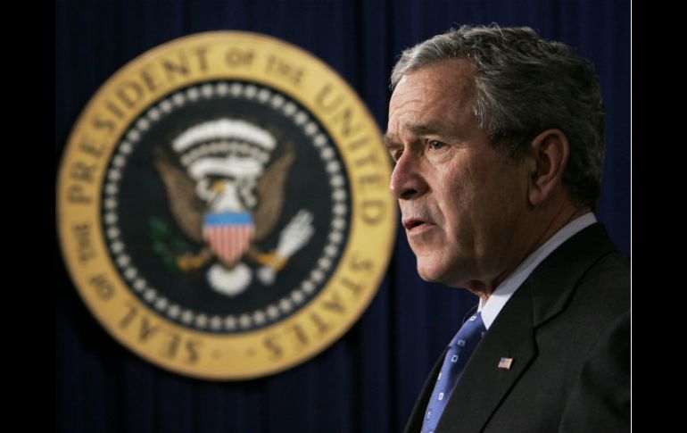 La organización HRW busca investigar por la vía penal al ex presidente George W. Bush con base en las torturas practicadas por la CIA. AFP / M. Ngan