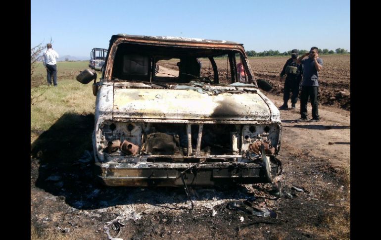 Los ladrones presuntamente mataron a los dos australianos, luego rociaron gasolina a su camioneta y la incendiaron. AP / ARCHIVO