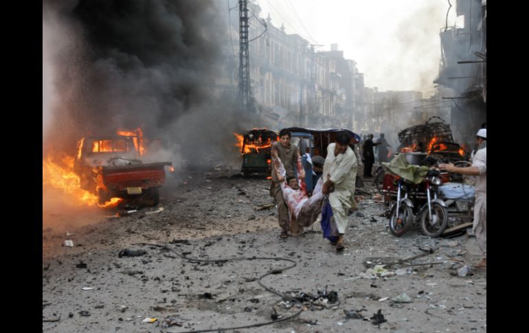 Las explosiones de gas natural para vehículos son relativamente frecuentes en Pakistán y a menudo causan muertes. AP / ARCHIVO