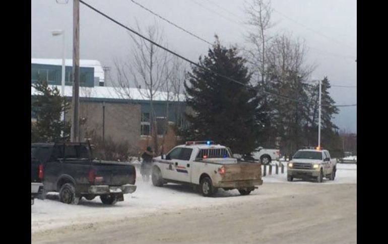 La Real Policía Canadiense se encuentra en el lugar del tiroteo. TWITTER / @CTVCalgaryBRK