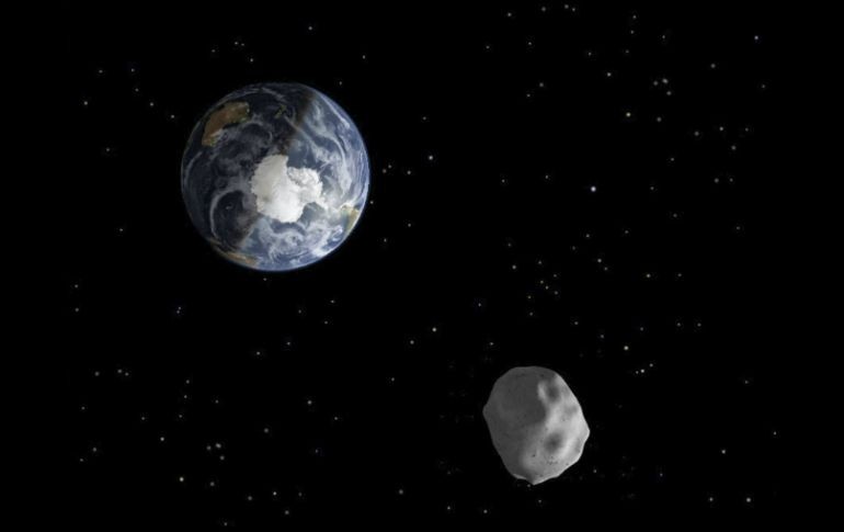La NASA detalló que el objeto pasará a una distancia que oscila entre los 17 mil kilómetros. EFE / ARCHIVO