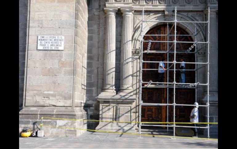 La Secretaría de Cultura pone especial atención a la limpieza de la fachada principal. TWITTER / @rtovarydeteresa