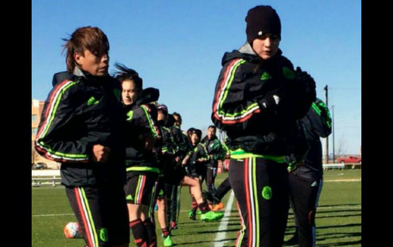 A pesar de las frías temperaturas que se viven en territorio texano, las futbolistas no pierden el ánimo. TWITTER / @miseleccionmx