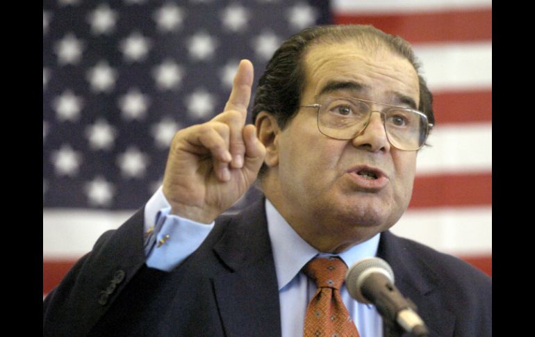 Antonin Scalia fue encontrado muerto en un rancho cuando participaba en una excursión de cacería. AP / ARCHIVO
