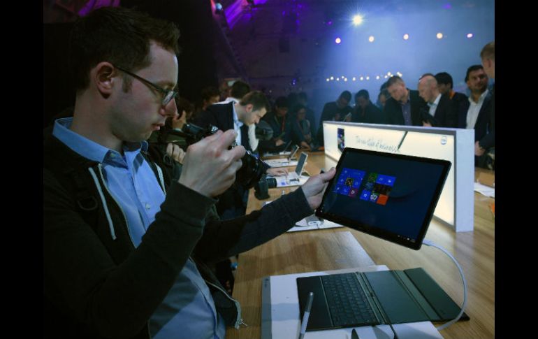 Huawei entra a la competencia donde Microsoft participa con la Surface, Samsung con la Galaxy Tab Pro 12.2 y Apple con el iPad Pro. AFP / I. Gene
