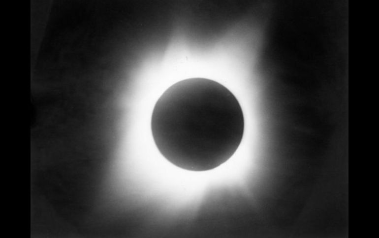 La NASA informa que científicos especialistas en eventos solares describirán el eclipse paso a paso. EL INFORMADOR / ARCHIVO