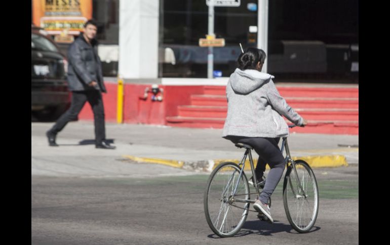 Algunas ciclistas afirman que diariamente reciben insultos cuando se desplazan. EL INFORMADOR / R. Tamayo