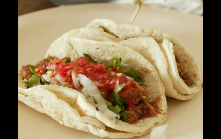 Y en 1966 nace el taco al pastor cuando en El Tizoncito puso a la venta la versión mexicana del shawarma árabe. EL INFORMADOR / ARCHIVO