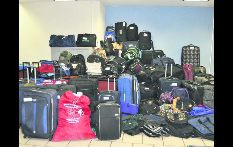 Botín. Se espera que las víctimas del narcotizador acudan a las instalaciones de la Fiscalía Estatal para reclamar su equipaje. ESPECIAL /