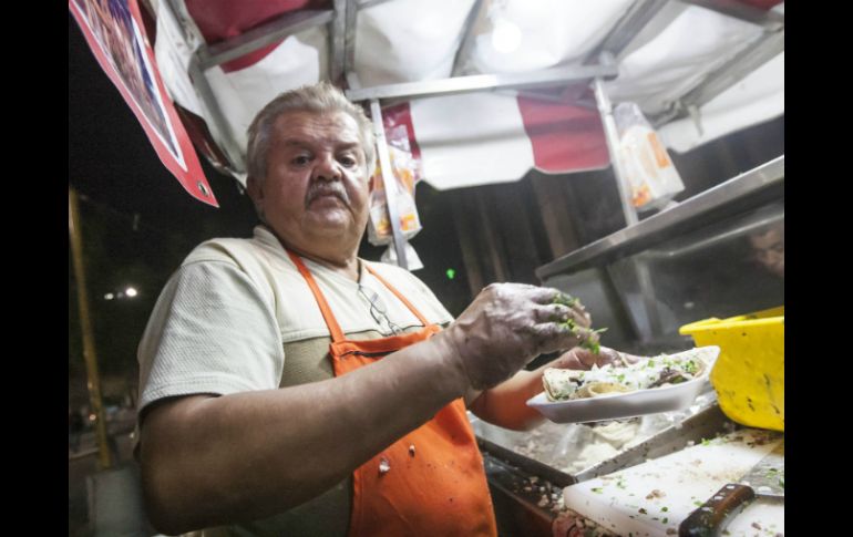 En la Taquería Santo Goyote venden tacos de carnaza y cabeza. EL INFORMADOR / R. Tamayo