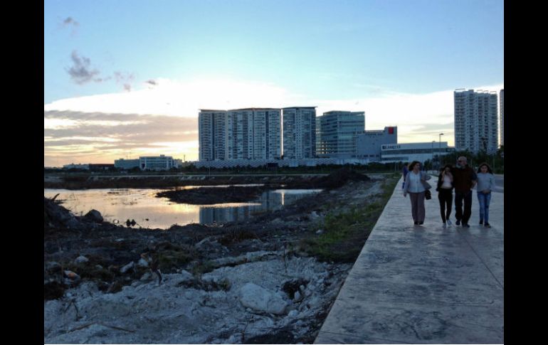 El Fonatur donó 107.6 hectáreas a Cancún para habilitarlas como un parque, hoy conocido como 'Malecón Tajamar'. SUN /