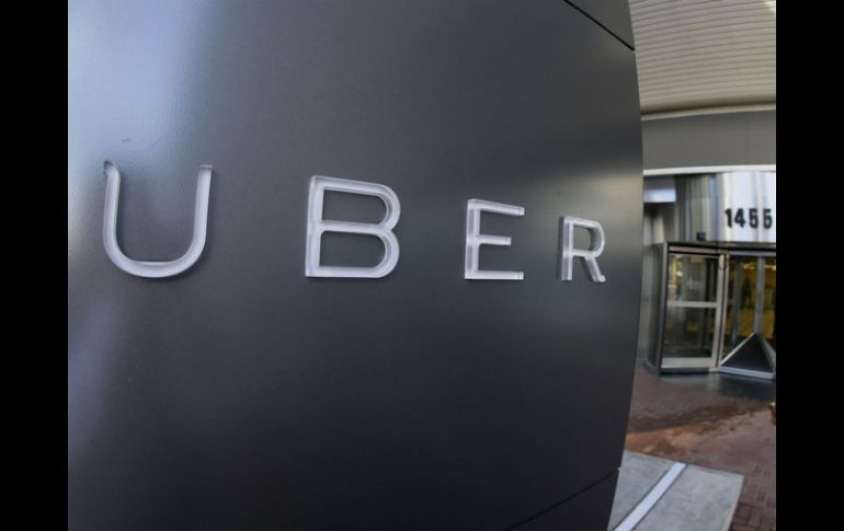Los traslados en taxis tradicionales se han desplomado desde la fundación de Uber. AP / ARCHIVO