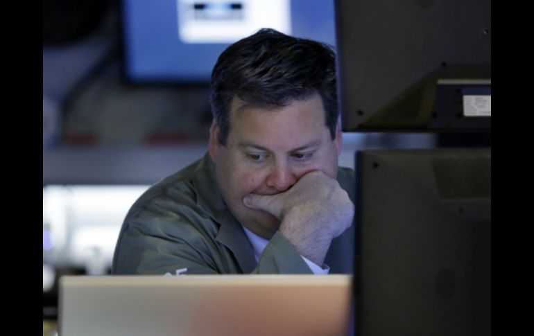 El Dow Jones reporta durante los primeros minutos de transacciones de este lunes una caída de 39.86 puntos. AP / ARCHIVO