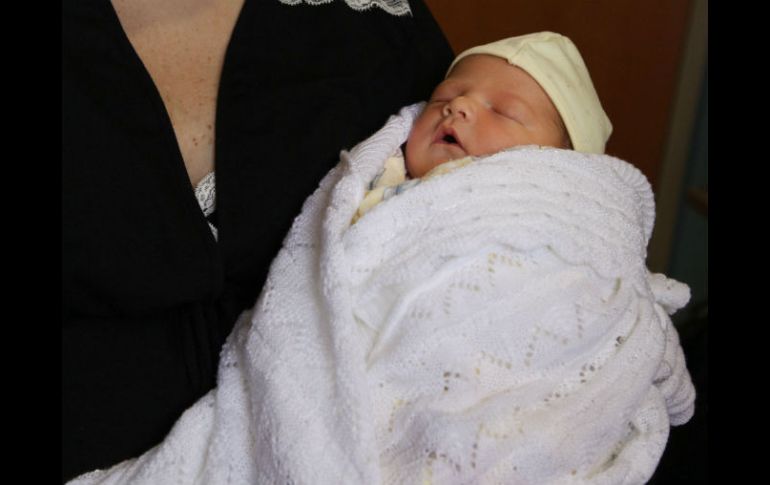 Luego de tres semanas en cuidados intensivos, el bebé pesaba tres kilos y respiraba de forma autónoma. AP / ARCHIVO