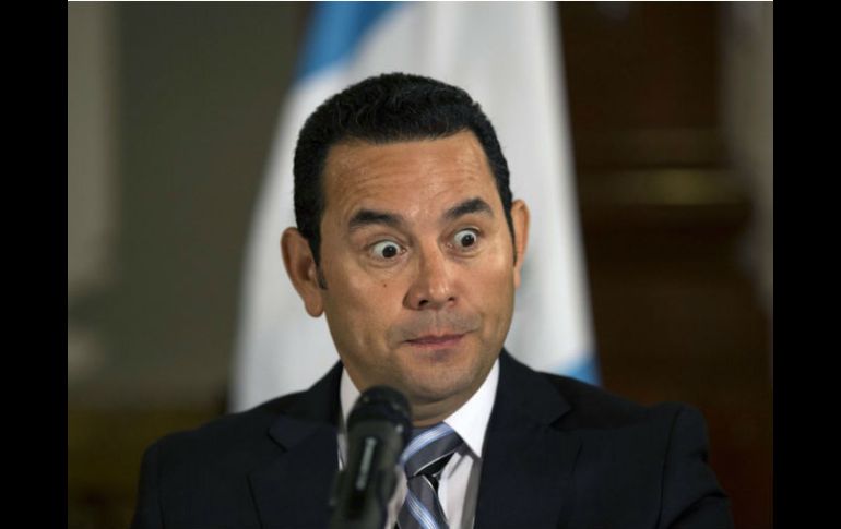 El presidente guatemalteco afirma que no consideró una respuesta formal ya que simplemente es un sinsentido. AP / ARCHIVO