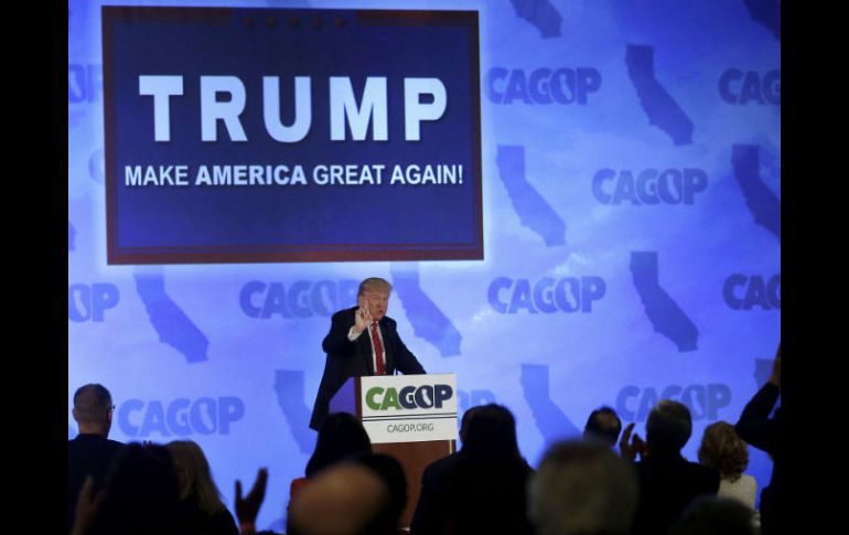 La participación de Trump en la convención republicana este viernes en California se dio en medio de muchas protestas. AP / J. Chiu