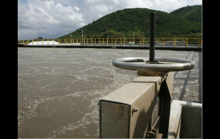 La planta de tratamiento de San Miguel actualmente tiene capacidad para tratar 60 litros por segundo y la ampliación contempla 180. EL INFORMADOR / ARCHIVO