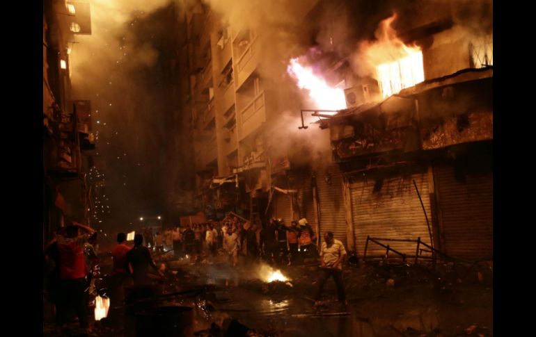 El incendio ocurrió la madrugada de este lunes en un hotel de seis pisos. AFP / A. Abd El-Gawad