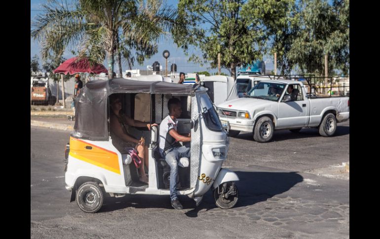 Los mototaxis son irregulares, ya que no cuentan con el permiso de la autoridad por considerarse inseguros. EL INFORMADOR / ARCHIVO