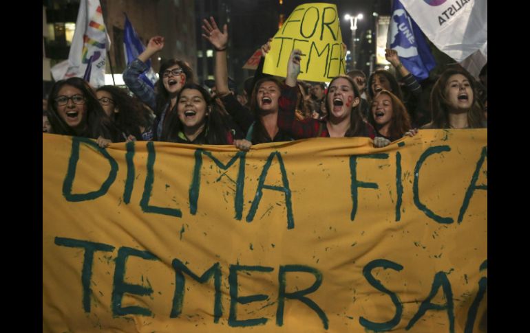 Los protestantes afirman que Temer articuló la salida de Rousseff cuando todavía era vicepresidente. EFE / M. Moreira