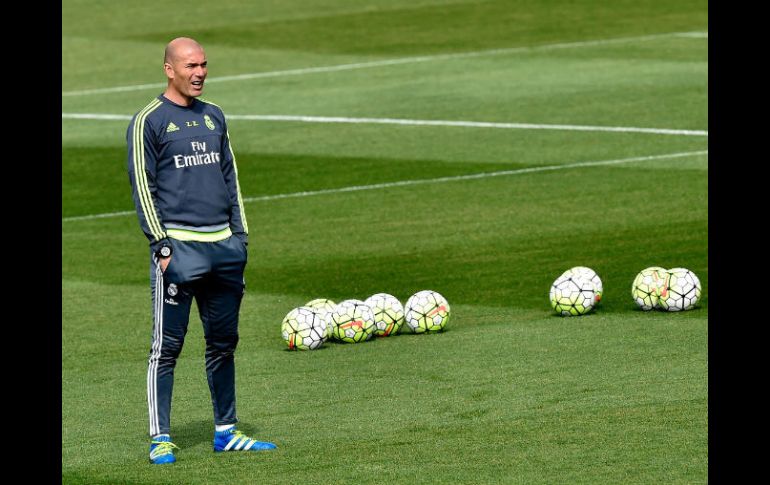 Zinedine Zidane podría levantar su primer título como director técnico. AFP / ARCHIVO