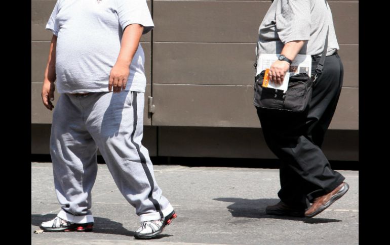 La obesidad afecta a más de 600 millones de adultos y a más de 42 millones de niños. EFE / ARCHIVO