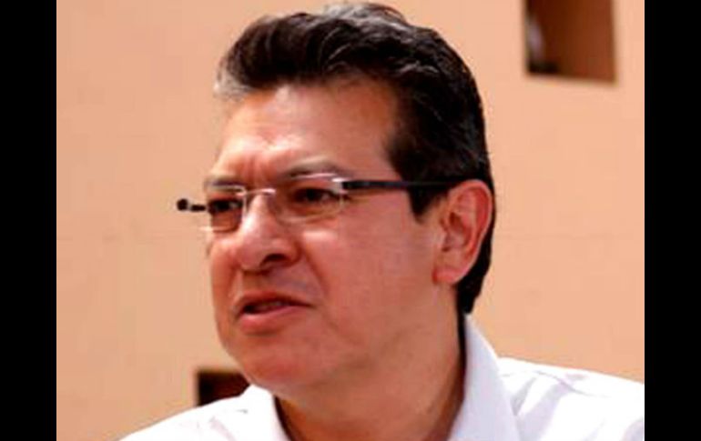 Marco A. Mena Rodríguez contabilizaba 35.22% de los votos computados. SUN /