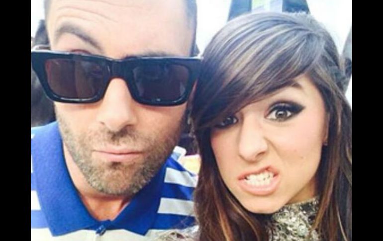 Adam Levine, el vocalista de Maroon 5, subió una foto a Instagram externando sus condolencias por el fallecimiento de Christina. INSTAGRAM / adamlevine