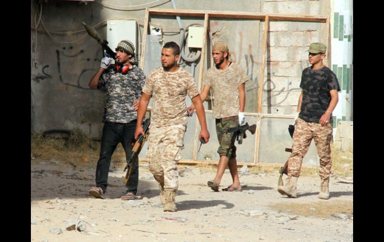 Fuerzas de la alianza lograron el sábado arrebatar al EI gran parte de la ciudad de Sirte. AFP / STRINGER
