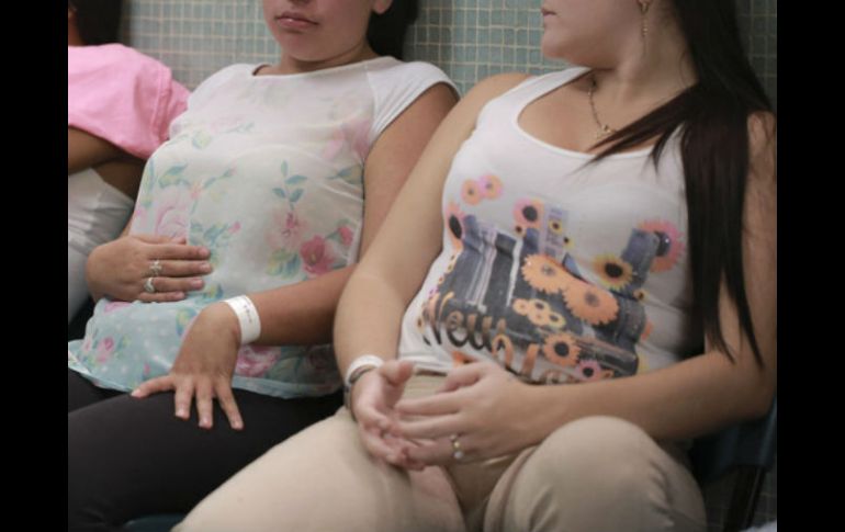 Unas 234 mujeres embarazadas en EU han sido diagnosticadas con zika. AP / ARCHIVO