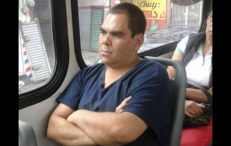 El agresor, idenficado como Armando Rodríguez Sánchez, sólo recibió 36 horas de arresto por acosar a la usuaria. FACEBOOK / Gio Gómez
