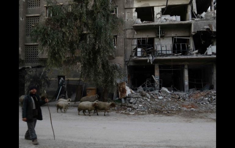 Mientras el número de víctimas civiles aumenta, el de hospitales y personal médico se reduce en Siria. AFP / ARCHIVO