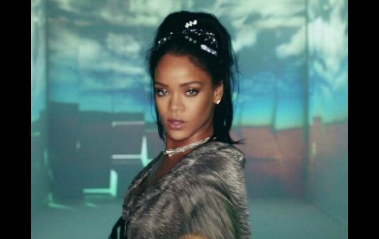 Rihanna logró la Certificación de Oro por ventas en México con el álbum 'ANTI'. INSTAGRAM / badgalriri