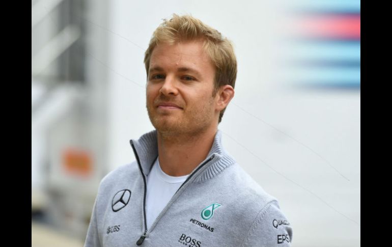En el GP de Austria, Rosberg causó una colisión con Hamilton en su intento por conservar la punta. AFP / A. Isakovic