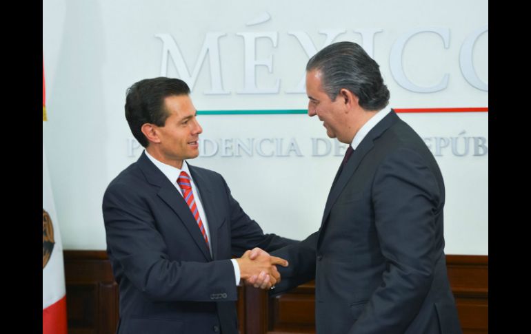 Peña Nieto y Gutiérrez Candiani durante su nombramiento. NTX / Presidencia