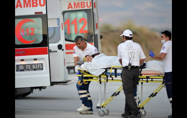Los lesionados fueron trasladados al hospital Nasser; equipos de búsqueda trabajan para localizar a más víctimas. AFP / ARCHIVO