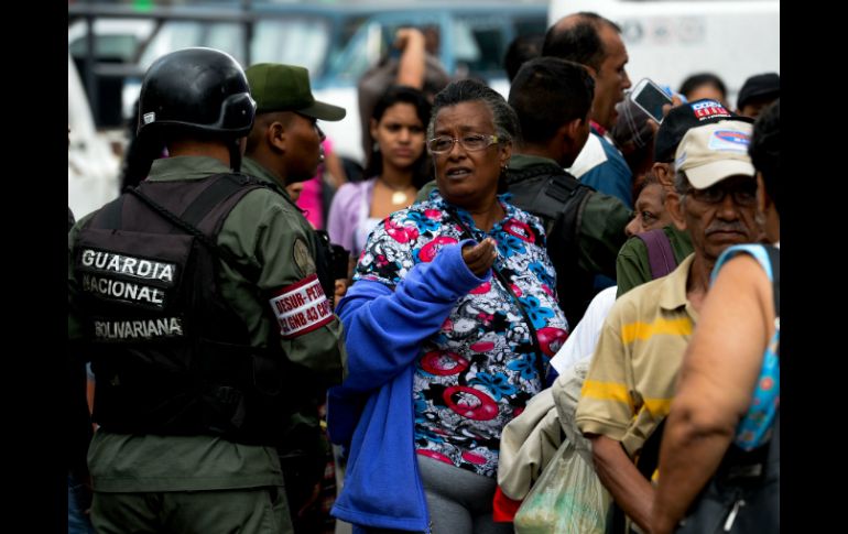Reiteran que este fin de semana no se abrirá la frontera después de que los dos últimos domingos se permitió el paso. AFP / ARCHIVO