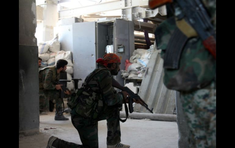 Las batallas entre yihadistas y soldados del régimen sirio cobran a diario decenas de vidas. EFE / STR