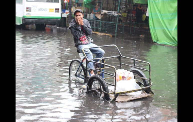 Ante las inundaciones, el SMN recomendó a la población que tome precauciones. SUN / A. Salinas