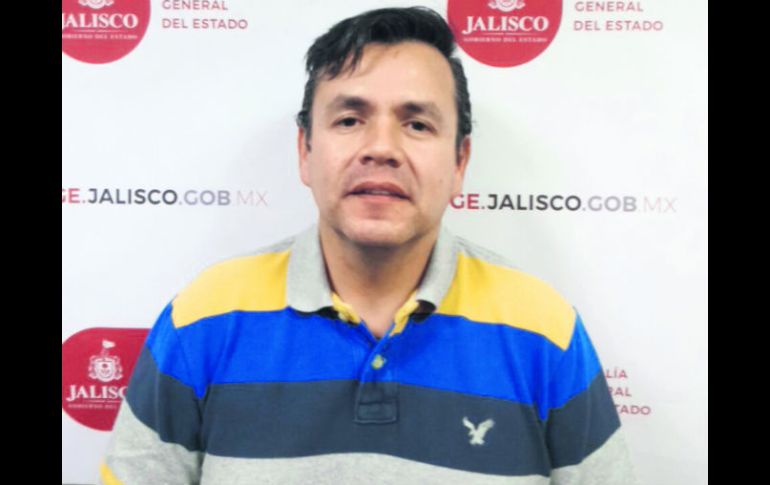 Víctor Manuel Guzmán García fue detenido por policías investigadores y llevado a las instalaciones de la Fiscalía de la calle 14. ESPECIAL /
