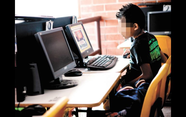 Maestros deben concientizar a los estudiantes sobre el uso del Internet con la finalidad de evitar la trata de personas. SUN / ARCHIVO