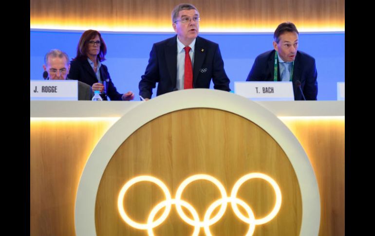 Las sanciones de casos de dopaje en Juegos Olímpicos serán manejados por el TAS y no el COI, dice Bach. AFP / A. Isakovic