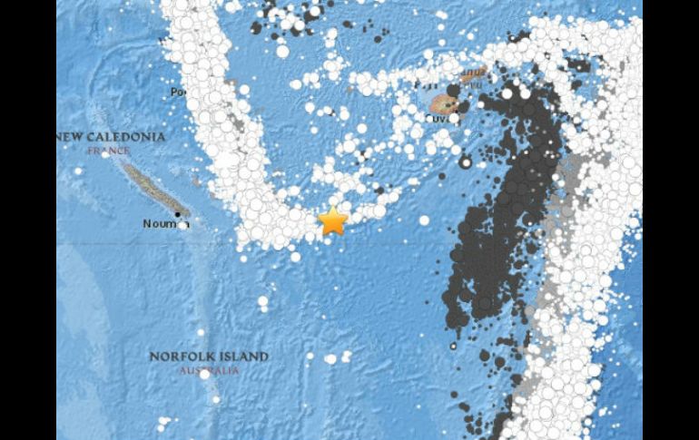 El Servicio Geológico de EU localizó el hipocentro a 16 km de profundidad y a 108 km al este Hunter, en Nueva Caledonia. ESPECIAL / earthquake.usgs.gov