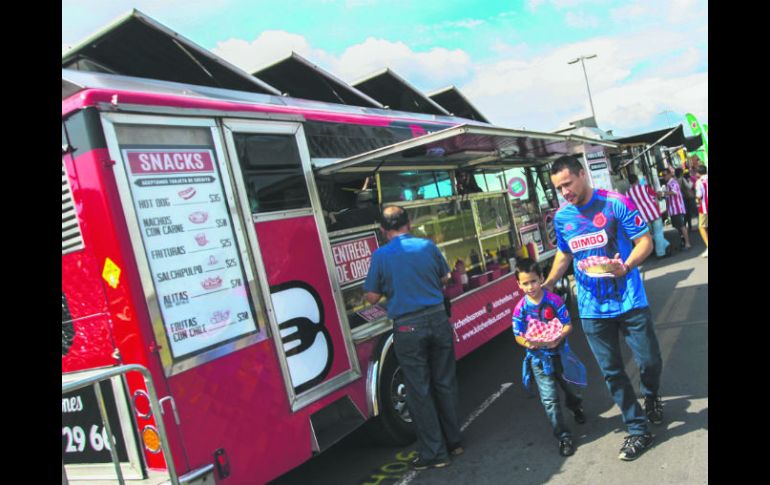 Las Food Truck se convirtieron en parte del paisaje de ciertas zonas de la ciudad en años recientes. EL INFORMADOR / F. Atilano